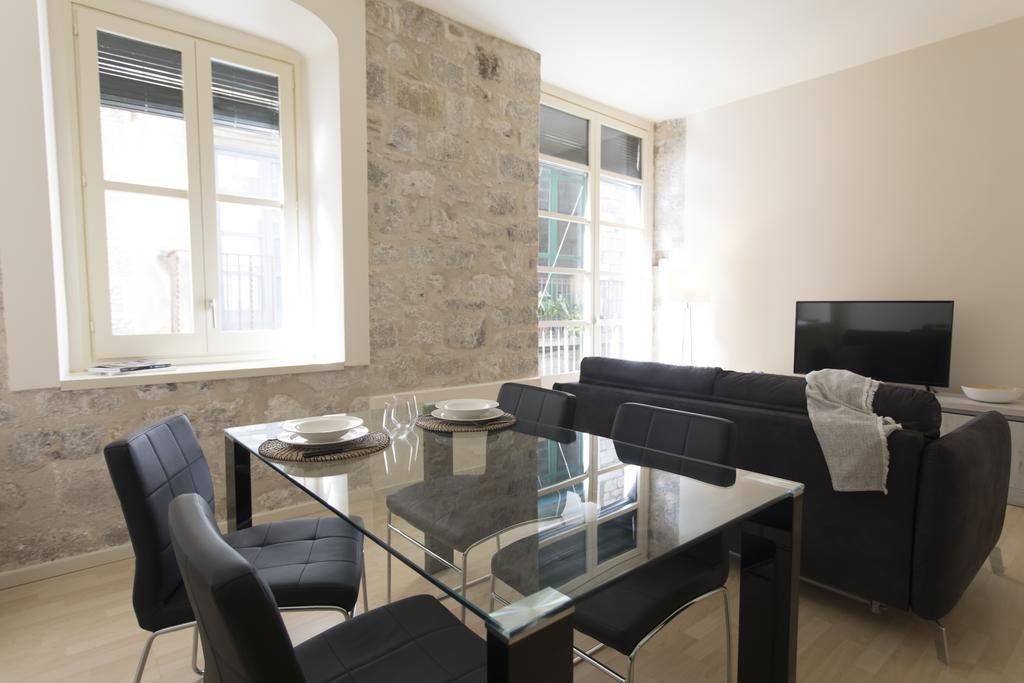 Bravissimo Cort Reial-1A Appartement Gerona Buitenkant foto
